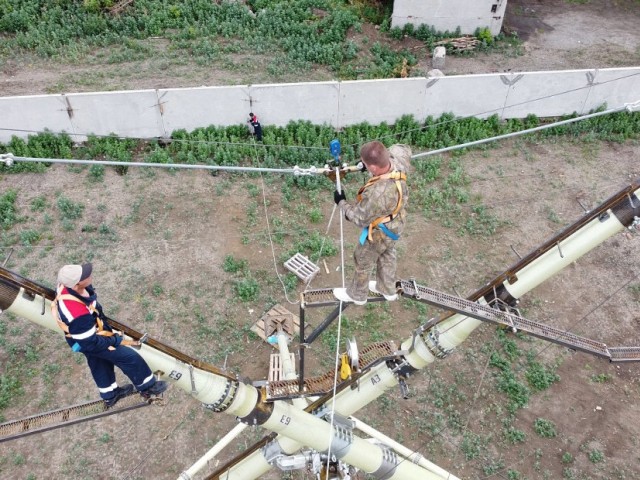 Бесфундаментная быстровозводимая композитная опоры ВЛ 220 кВ для аварийно-восстановительных работ